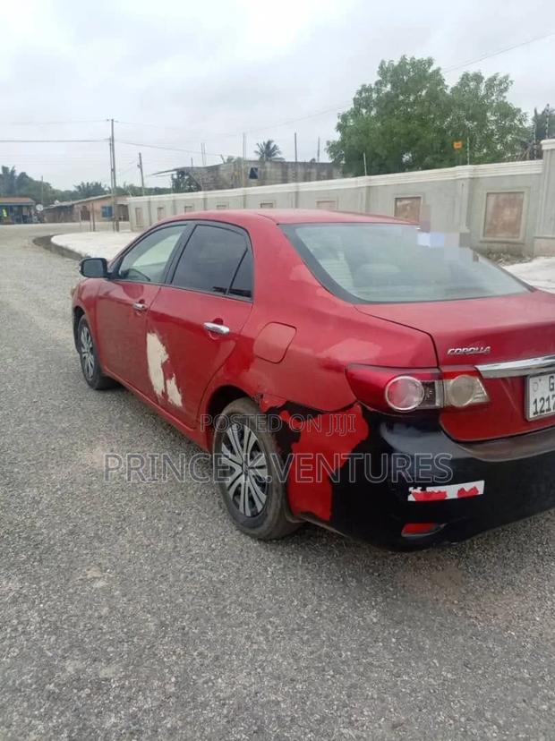 Toyota Corolla 2013 Red