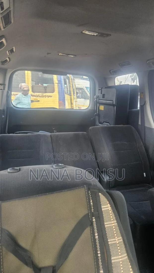 Toyota Voxy 2013 Black