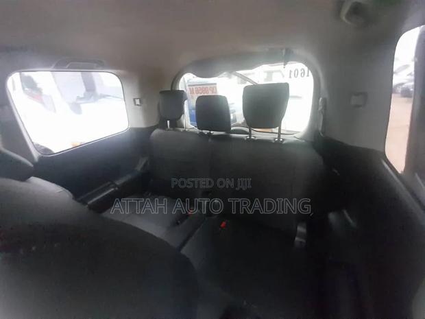 Toyota Voxy 2015 Black