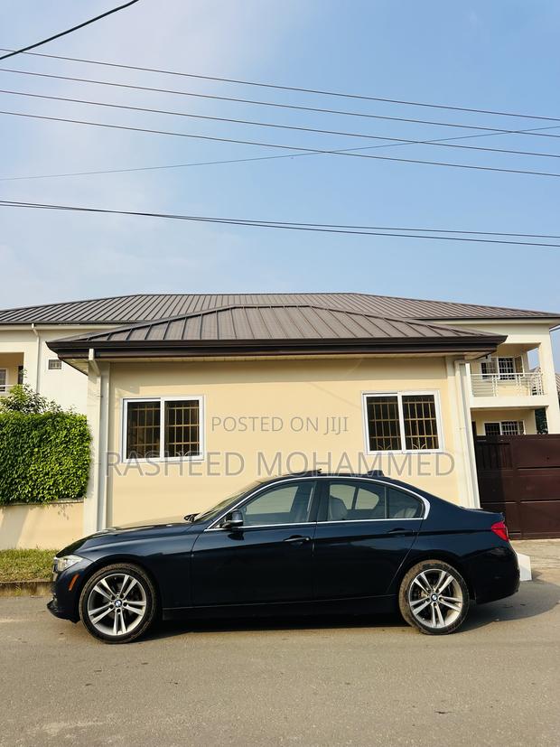 BMW 330i 2018 Black