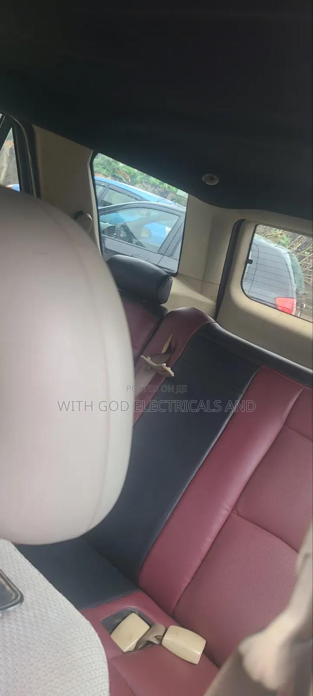 Saturn Vue 2010 Pink