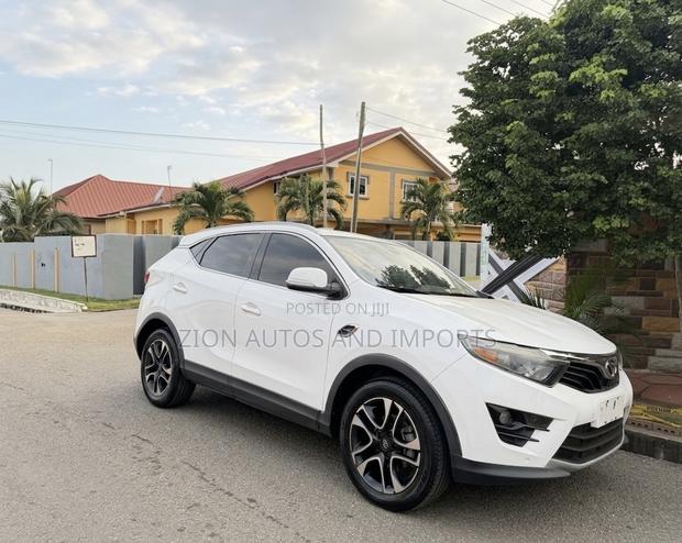 MG ZS 2018 White