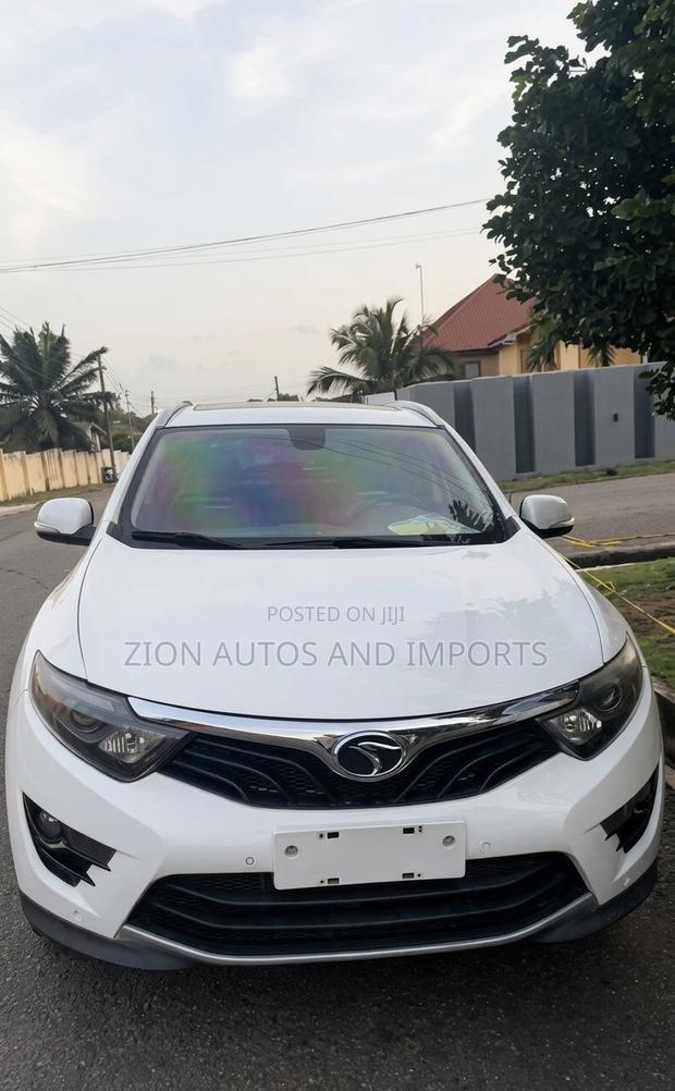 MG ZS 2018 White
