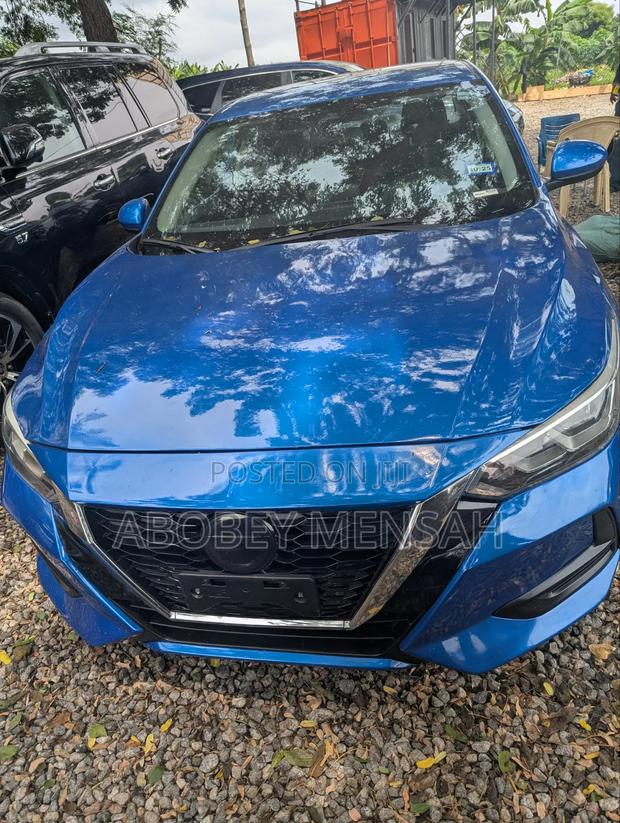 Nissan Sentra 2023 Blue
