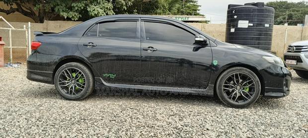 Toyota Corolla 2012 Black