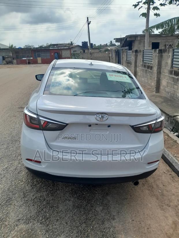 Toyota Yaris iA 1.5 FWD 2019 Gray