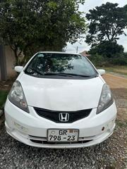 Honda Fit Automatic 2010 Silver for sale