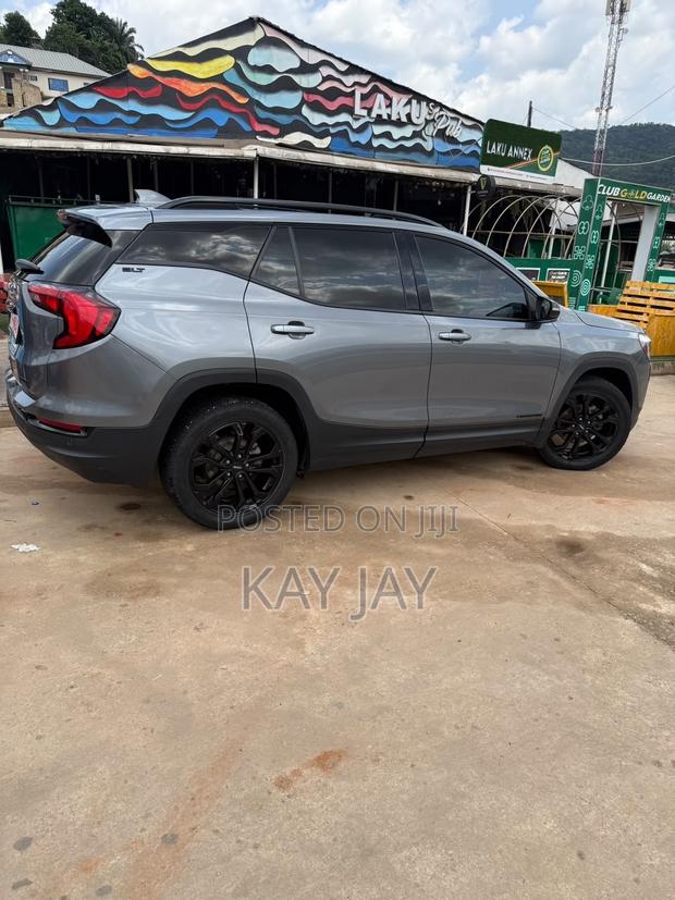 GMC Terrain 2021 Gray