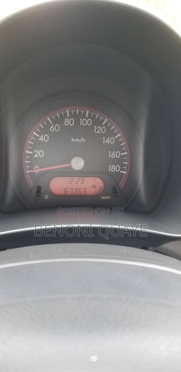 Nissan Pixo 1.0 FWD 2012 Gray