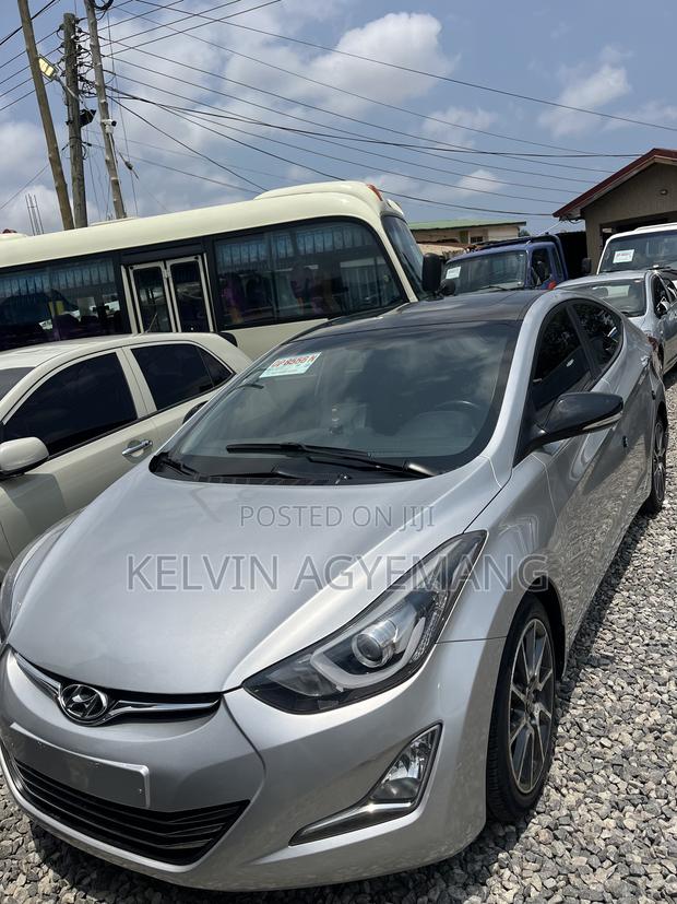 Hyundai Avante 2015 Gray