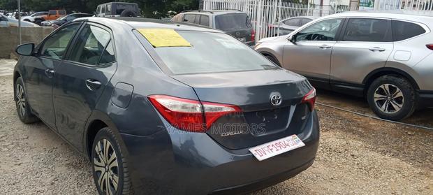 Toyota Corolla 2016 Gray