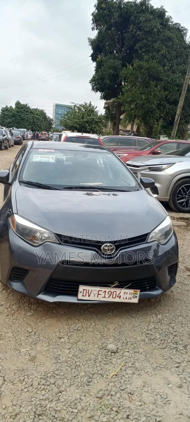 Toyota Corolla 2016 Gray