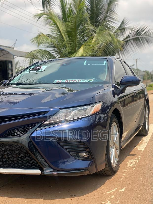 Toyota Camry LE 2021 Blue