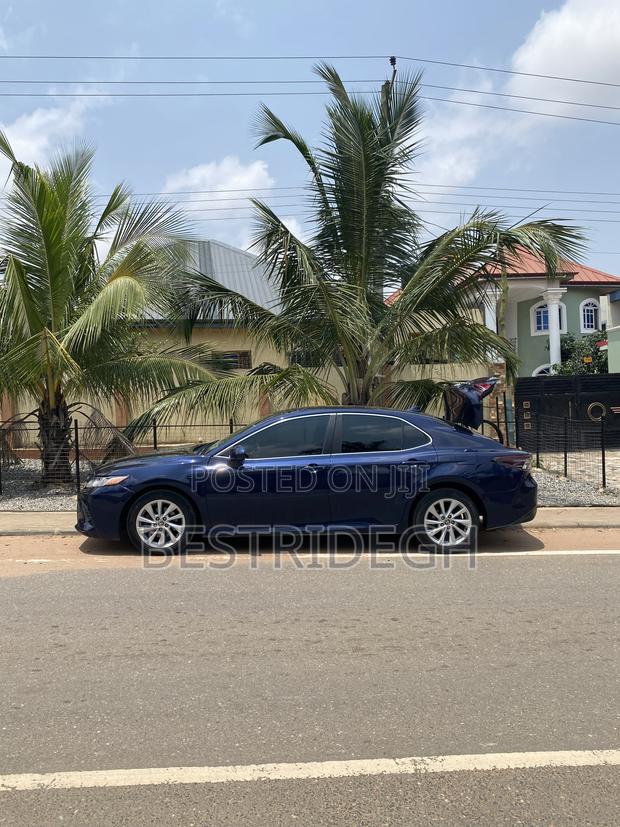 Toyota Camry LE 2021 Blue
