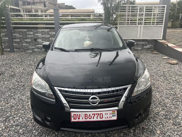 Nissan Sentra SR 4dr Sedan (1.8L 4cyl CVT) 2015 Black