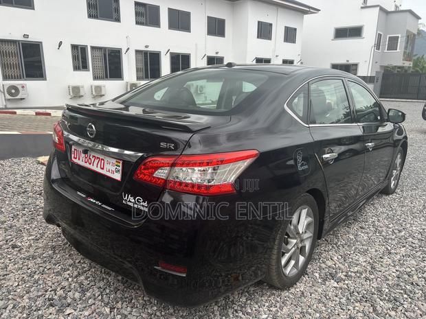 Nissan Sentra SR 4dr Sedan (1.8L 4cyl CVT) 2015 Black