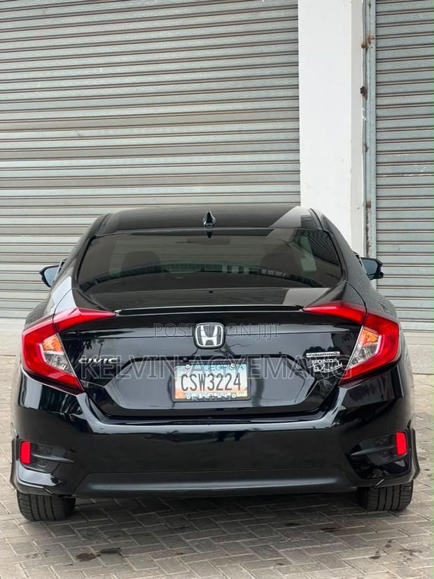Honda Civic 2016 Matt Black