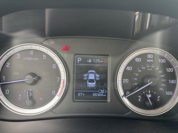Hyundai Sonata SE 2018 White