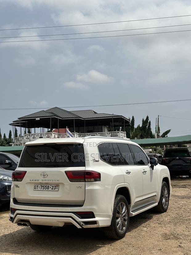 Toyota Land Cruiser 79 Series 2022 White