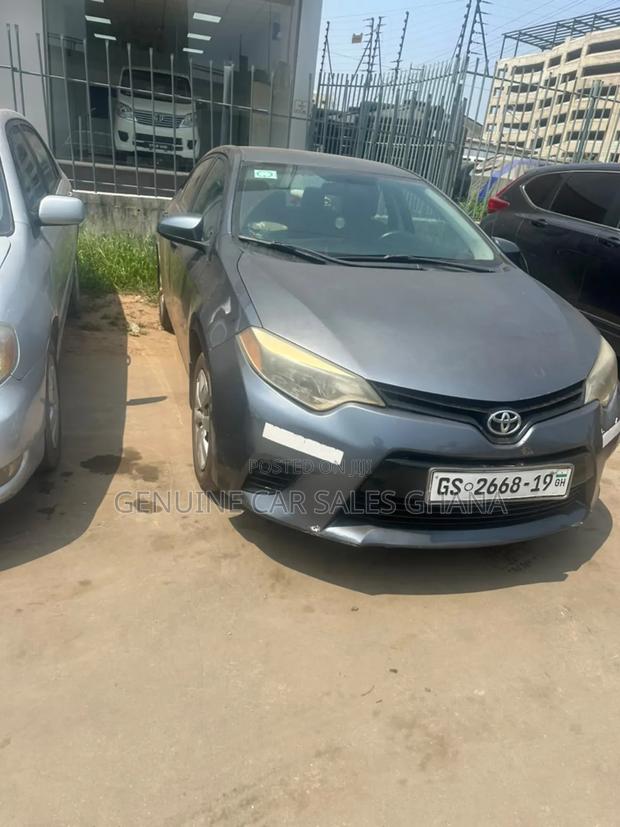 Toyota Corolla LE 4dr Sedan (1.8L 4cyl CVT) 2016 Gray