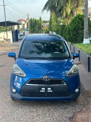 Toyota Sienta 1.5 AWD (6-seater) 2015 Blue for sale