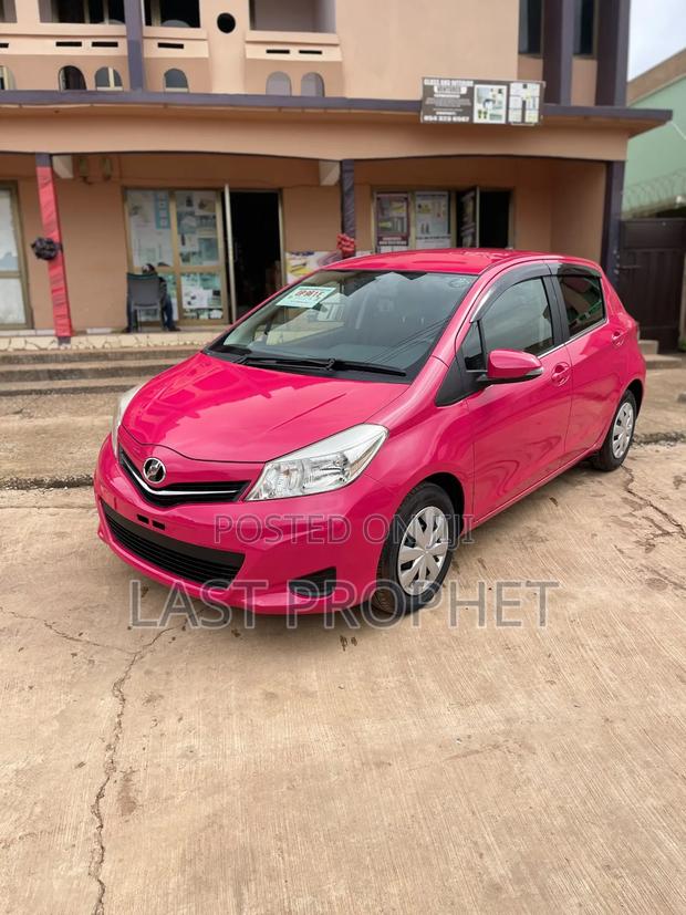 Toyota Vitz 2012 Pink