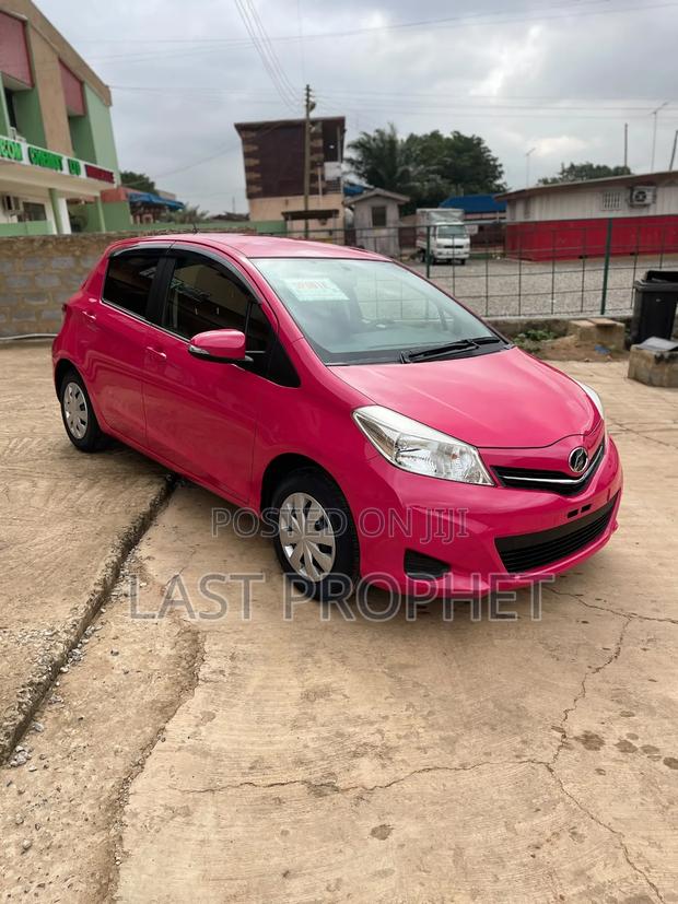 Toyota Vitz 2012 Pink