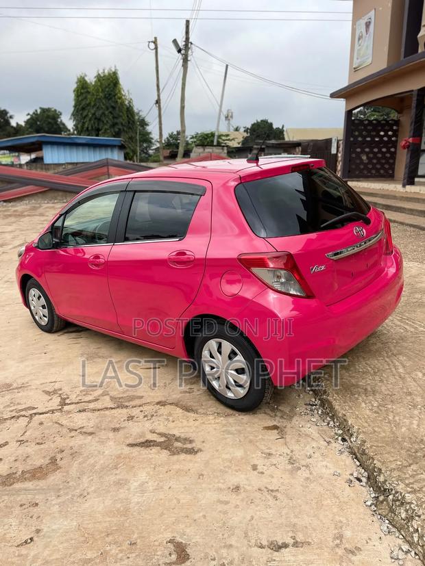 Toyota Vitz 2012 Pink