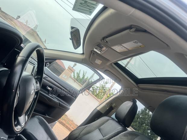 Mitsubishi Outlander SEL AWC 2016 Silver
