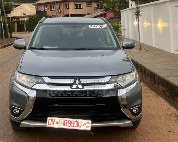 Mitsubishi Outlander SEL AWC 2016 Silver