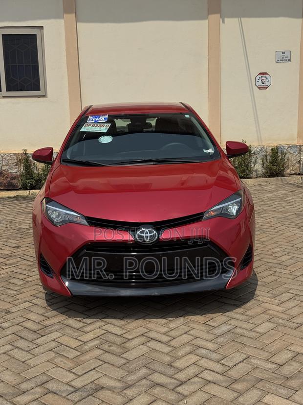 Toyota Corolla 2018 Red