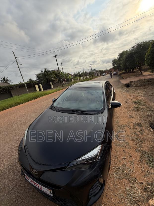 Toyota Corolla S 4dr Sedan (1.8L 4cyl CVT) 2015 Matt Black