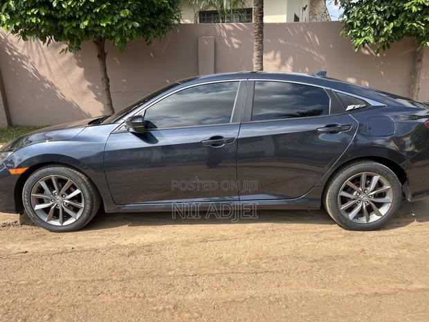Honda Civic EX Sedan 2019