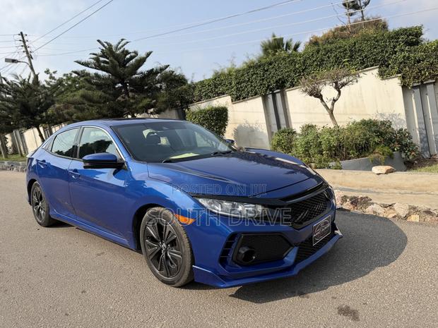 Honda Civic Sport Hatchback 2019 Blue