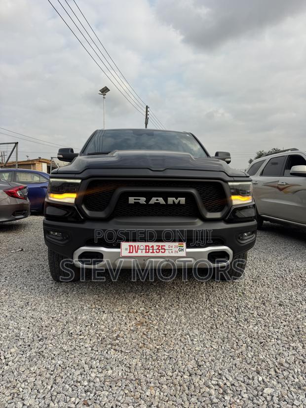 RAM Promaster 2500 2022 Black