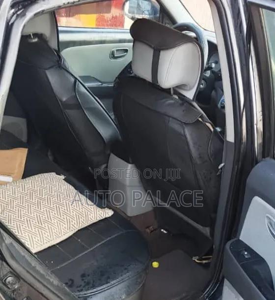 Hyundai Elantra 2010 Black