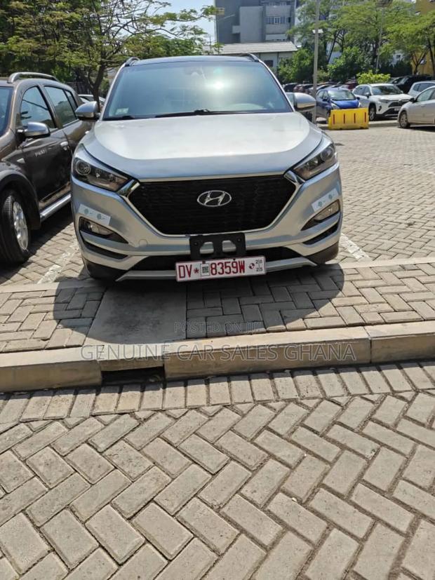 Hyundai Tucson 2018 Silver