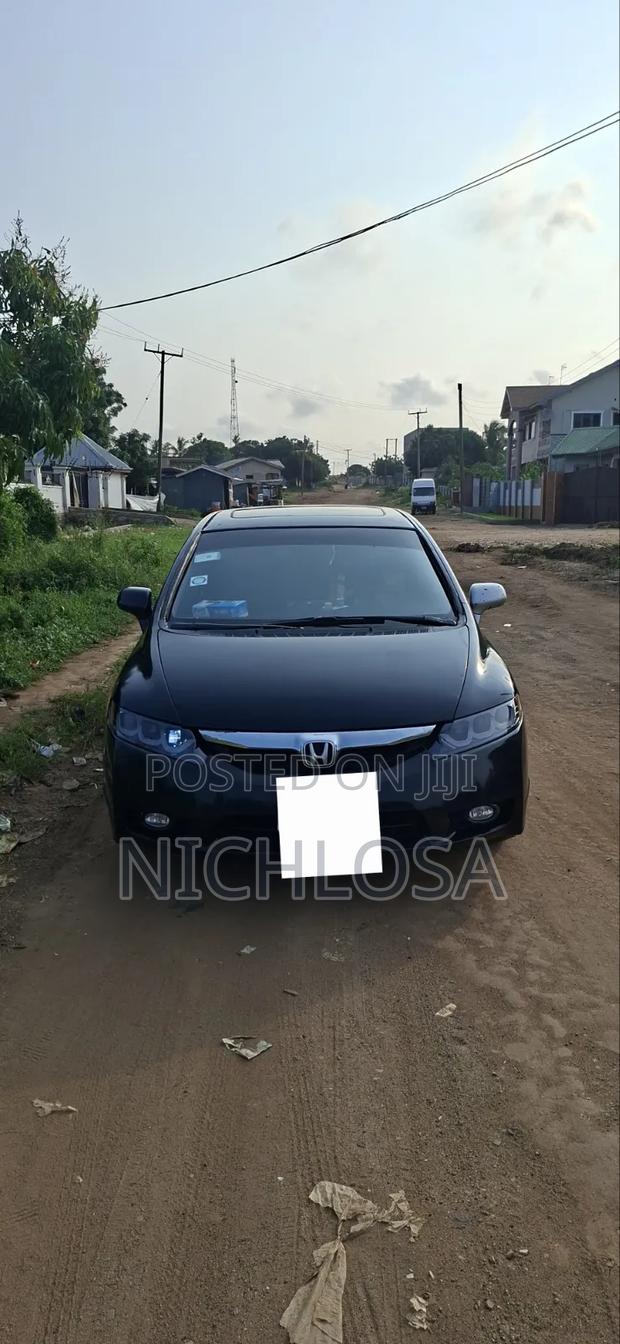Honda Civic 1.8 5 Door Automatic 2010 Black