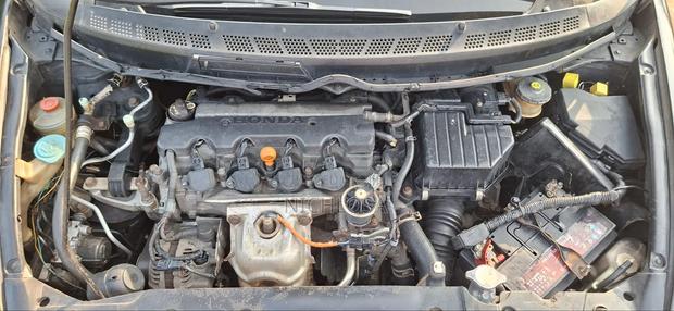 Honda Civic 1.8 5 Door Automatic 2010 Black