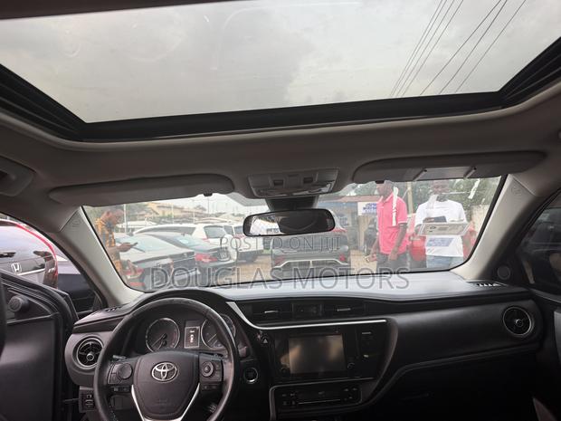 Toyota Corolla 2017 Black