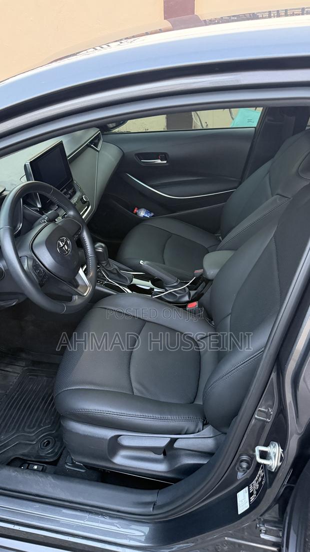 Toyota Corolla LE 2024 Gray