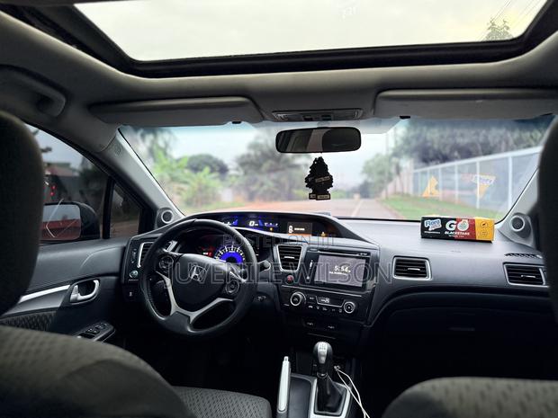 Honda Civic LX 4dr Sedan (1.8L 4cyl 5M) 2015 Gray