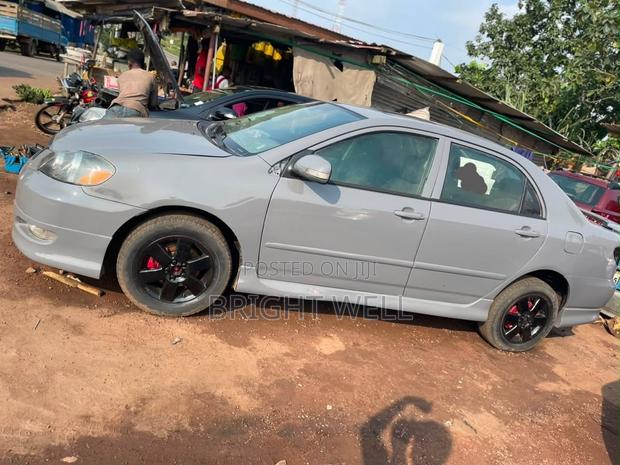 Toyota Corolla 2007 Gray