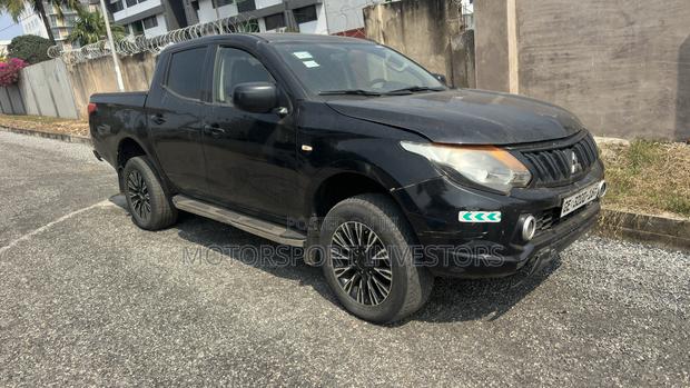 Mitsubishi L200 2016 Black