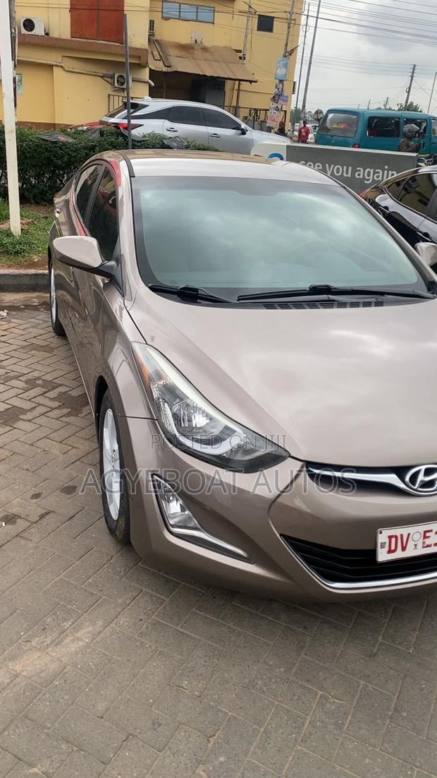 Hyundai Elantra 2016