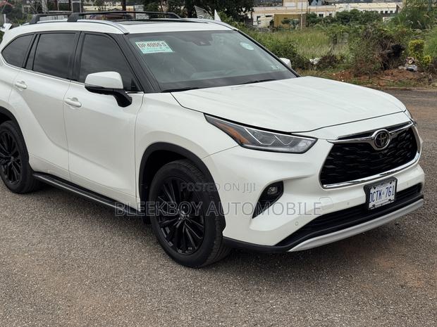 Toyota Highlander Platinum 2022 White