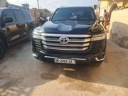 Toyota Land Cruiser LC300 2024 Black for sale