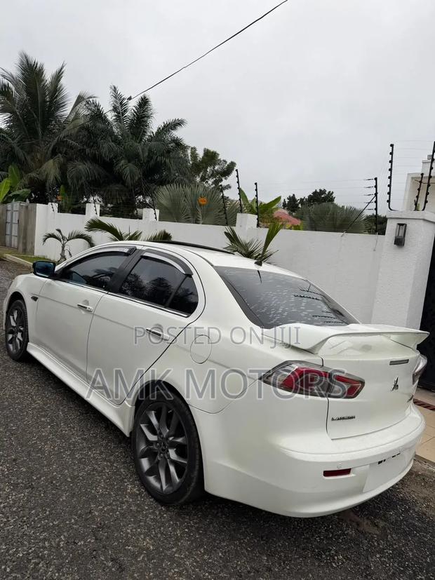 Mitsubishi Lancer 2015 White