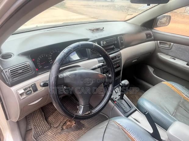 Toyota Corolla 2007 White