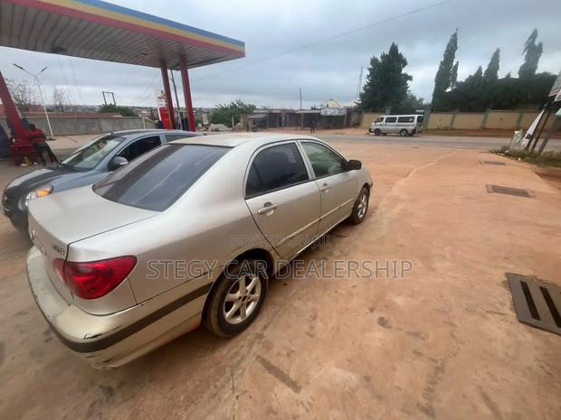 Toyota Corolla 2007 White